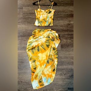 Brand: Pretty Little Thing, 2 piece Set, Tie dye multi color set.